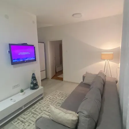 Apartment Eleni